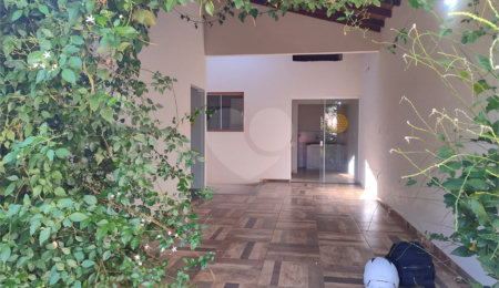 Casa à venda com 2 quartos, sendo 1 suíte,  em Jardim Santa Elisa, São Carlos, SP