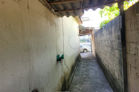 Casa à venda com 135m² - Penha