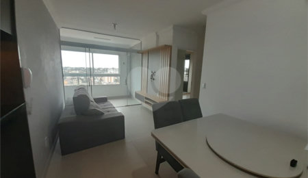 Apartamento à venda com 2 quartos, sendo 1 suíte,  no Centro, São Carlos, SP