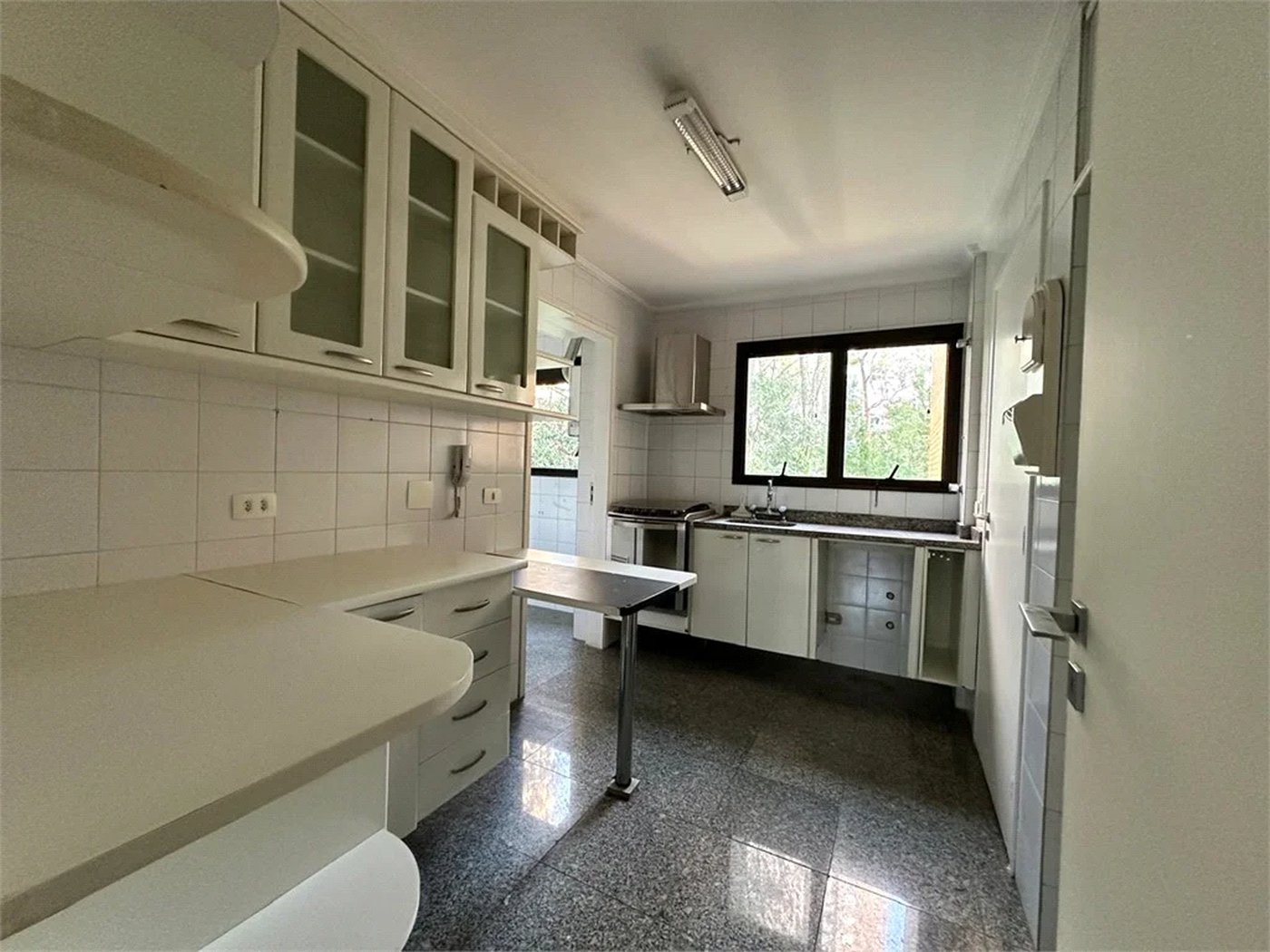 Apartamento à venda com 2 suítes em Vila Andrade, São Paulo, SP