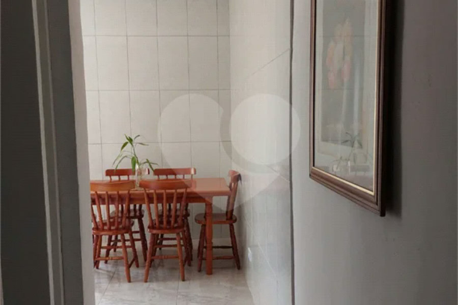 Sobrado com 2 dormitório região na Saúde