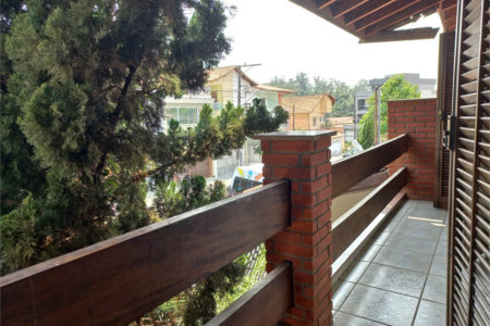 Casa à venda com 3 suítes em Parque Monte Alegre, Taboão da Serra, SP