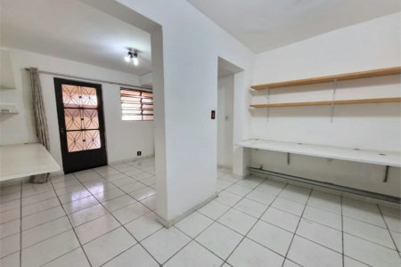Sobrado à venda com 3 quartos, sendo 1 suíte,  em Jardim Ester Yolanda, São Paulo, SP