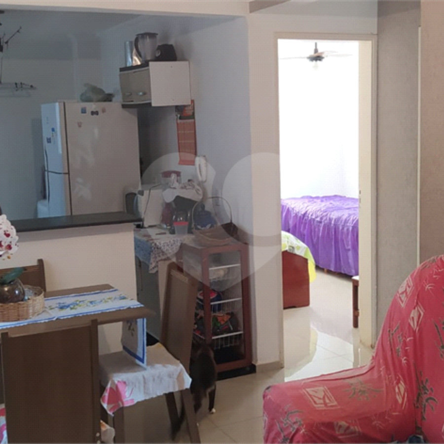 Apartamento no Ed. Residencial Spazio Mont Royal