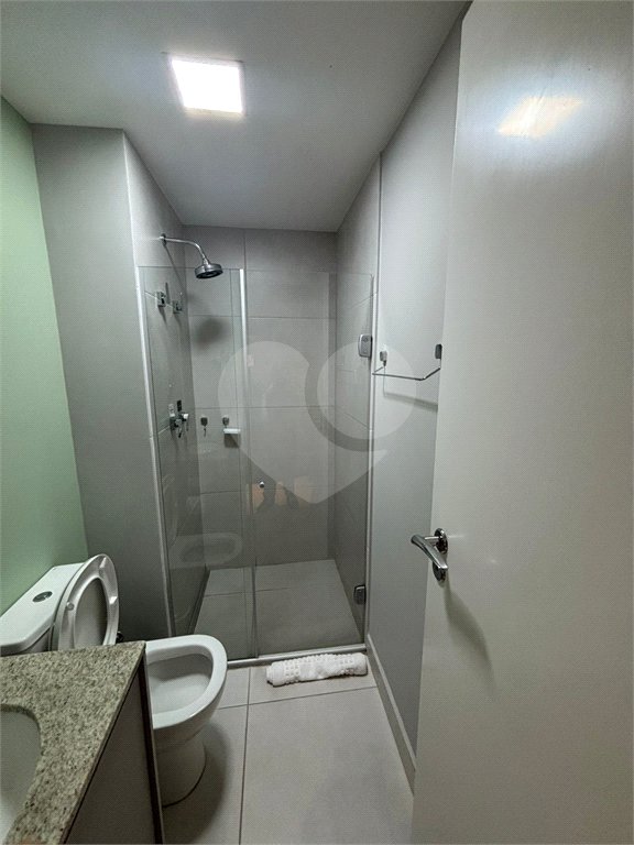 Studio mobiliado em andar alto com lazer completo em Indianópolis