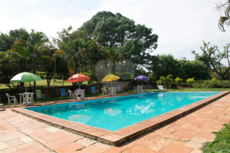 Fazenda à venda com 11 quartos no Centro, Analândia, SP