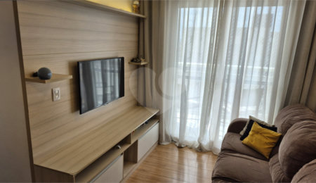 Apartamento à venda com 3 quartos, sendo 1 suíte,  em Brás, São Paulo, SP