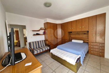 Casa à venda com 3 quartos, sendo 1 suíte, em Granja Julieta, São Paulo, SP