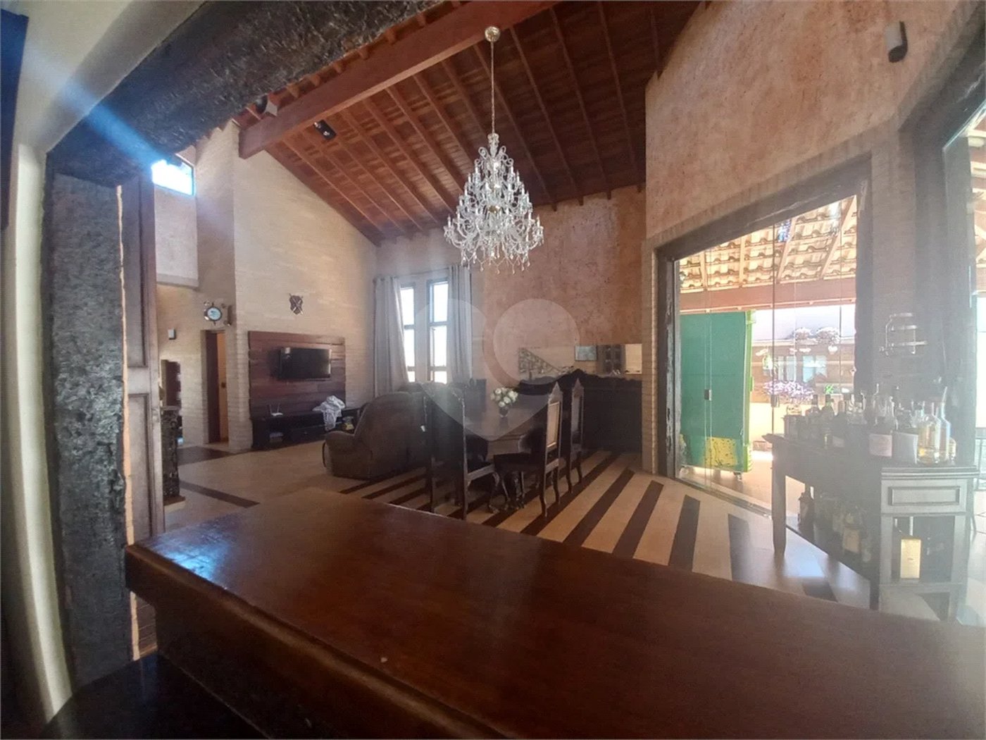 Linda casa com piscina localizada no melhor condomínio de Hortolândia - Green Park.