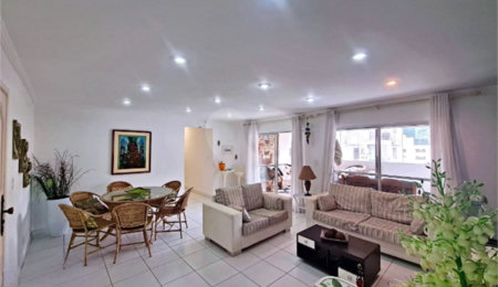 Cobertura à venda com 4 quartos, sendo 2 suítes,  em Enseada, Guarujá, SP
