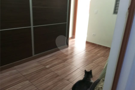 Terreno á venda com 2 casas na Vila Rosália, Guarulhos, SP.