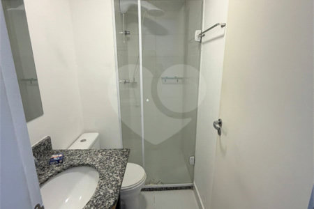 tudio moderno de 24m² no bairro Saúde – Excelente localização em SP
