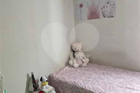 Apartamento com 48 m² localizado na Rua Conselheiro Crispiniano, 125