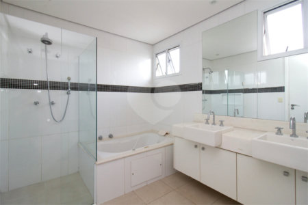 Casa à venda com 4 suítes no condomínio Sunset Brooklin, São Paulo - SP