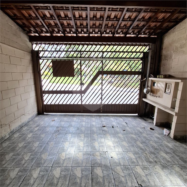 Sobrado à venda com 2 quartos em Interlagos, São Paulo, SP
