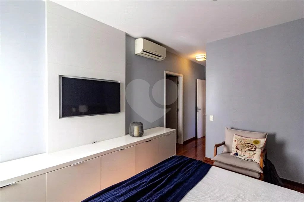 APARTAMENTO A VENDA NO BROOKLIN COM 3 QUARTOS 2 SUITES