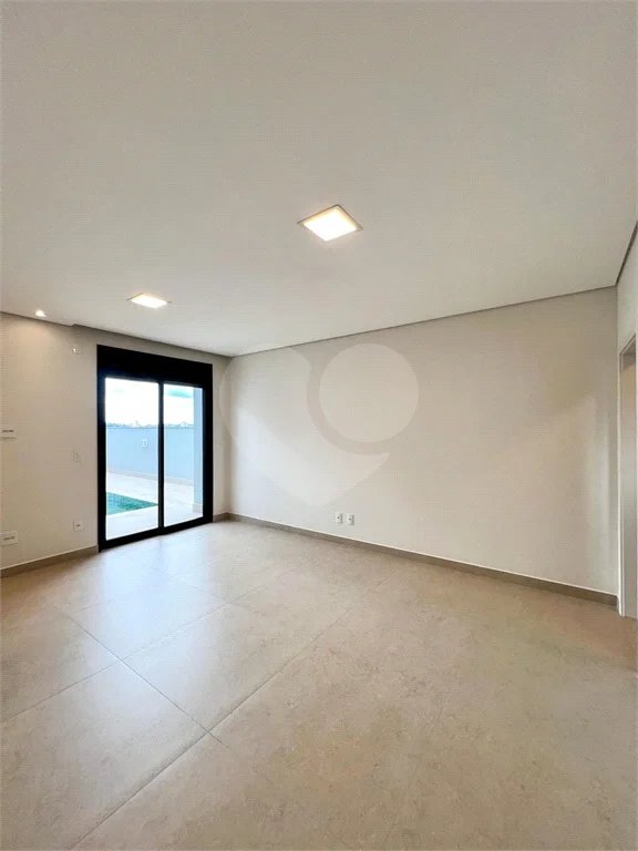 Belíssima casa à venda no Damha 2 de Piracicaba.