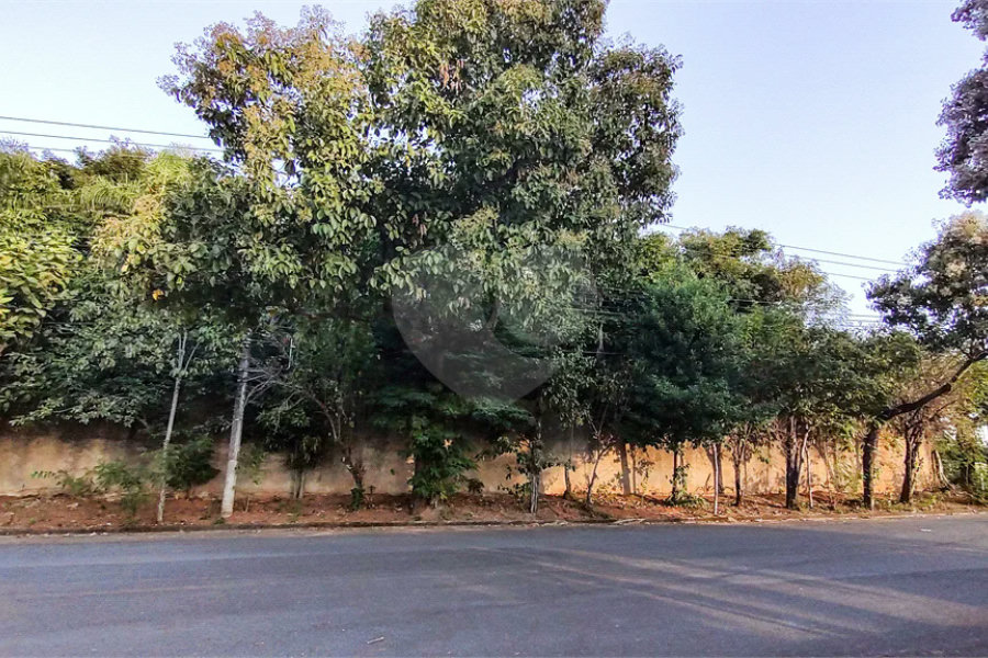 Lote de 1800m² na região do Mantiqueira