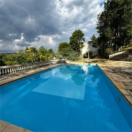 Casa/Chácara em Condomínio Fechado — Completa e com Lazer Exclusivo