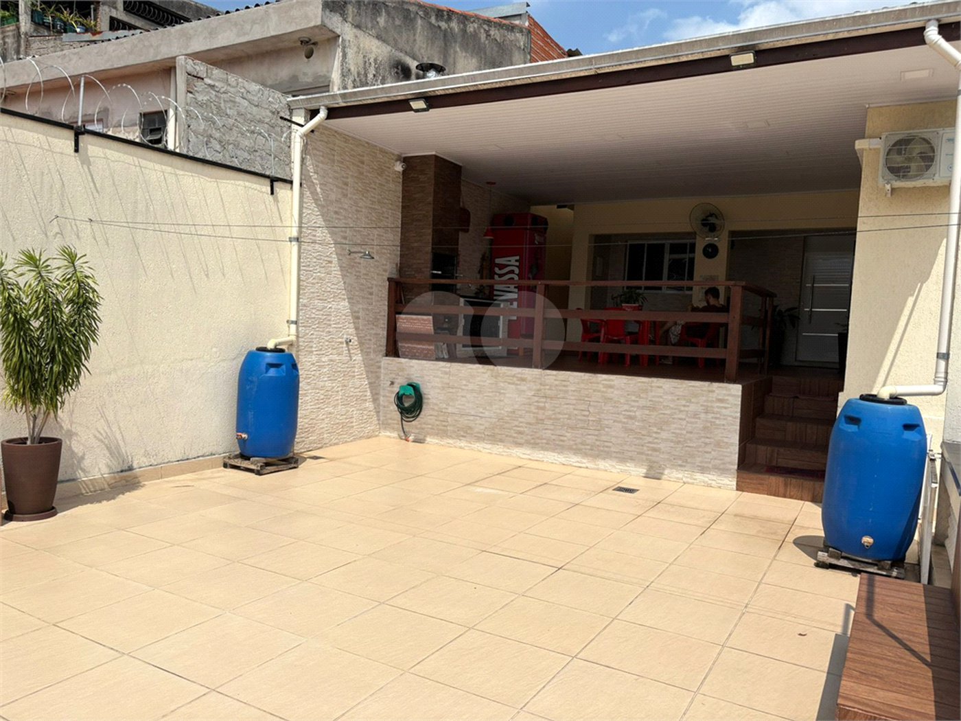 Oportunidade Casa Terrea e Ampla com 173 m² e Quintal e Área Gourmet JARDIM ARICANDUVA