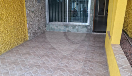 Sobrado à venda ou para alugar com 3 suítes em Quarta Parada, São Paulo, SP
