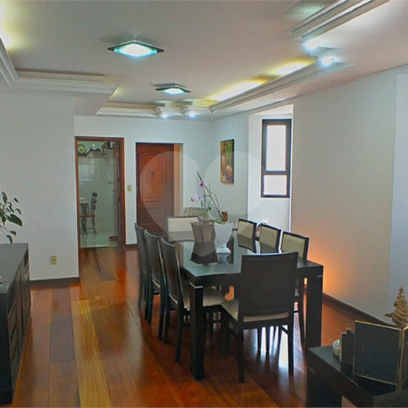 Apartamento no Edíficio Alexandre Previeiro