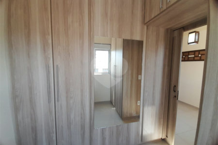 Apartamento à Venda ou para Locação no Edifício Marchal Estilo - São Carlos