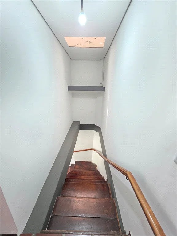 RARIDADE NA VILA SÔNIA! 2 CASAS NO MESMO TEERRENO , PODENDO SER TRANSFORMADAS EM KITCHNETS NA PORTA DO METRÔ - Você não vai encontrar outra oportunidade como esta! 280 m2 | Ideal para Studios