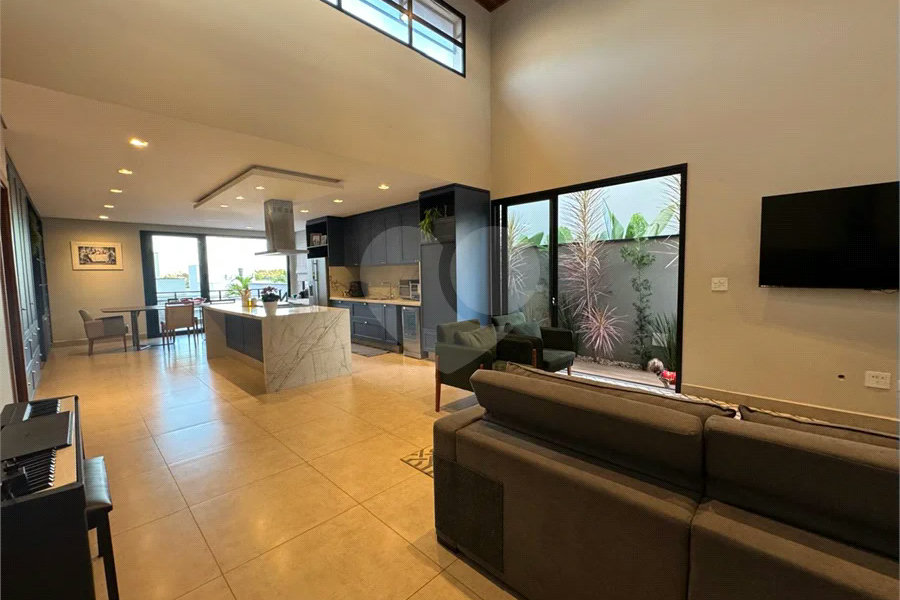 Casa à venda com 3 quartos, sendo 1 suíte,  no condomínio Parque Residencial Damha 2, Piracicaba - SP