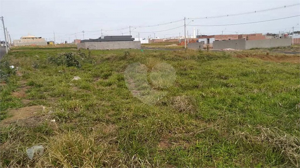 Terreno no Arcoville.