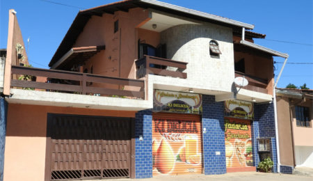 Sobrado à venda com 3 quartos, sendo 1 suíte,  em Terra Preta (terra Preta), Mairiporã, SP