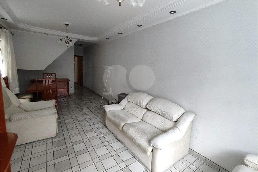 Sobrado à venda com 3 quartos, sendo 1 suíte,  em Vila Guilherme, São Paulo, SP
