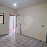Casa ampla em bairro tranquilo – excelente oportunidade para morar ou investir!