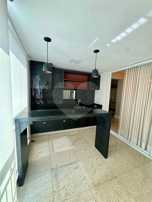 Apartamento no Edifício Bellagio, com 3 dormitórios, sol da manha e na modalidade porteira fechada.