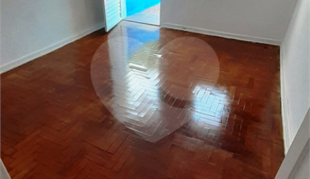 Sobrado à venda com 2 quartos, sendo 1 suíte,  em Vila Oratório, São Paulo, SP