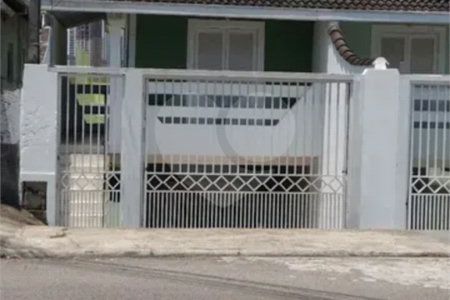 CASA A VENDA COM 141M², 3 DORMITORIOS, 1 SUITE, 2 VAGAS - JARDIM DAS INDUSTRIAS - SÃO JOSÉ DOS CAMPO