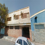 Sobrado com 4 dormitórios.
