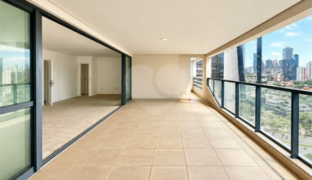 Apartamento à venda com 3 suítes em Chácara Santo Antônio, São Paulo, SP