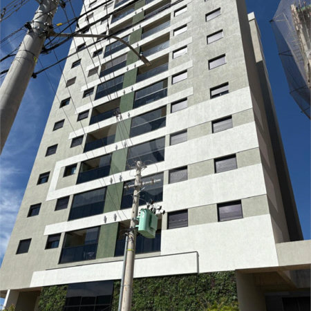 Apartamento no IRINEU MASSARI á venda