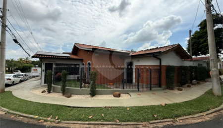 Casa à venda com 4 quartos, sendo 1 suíte,  em Nova Piracicaba, Piracicaba, SP