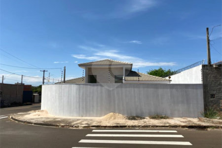 Casa térrea nova para venda no Parque Belvedere