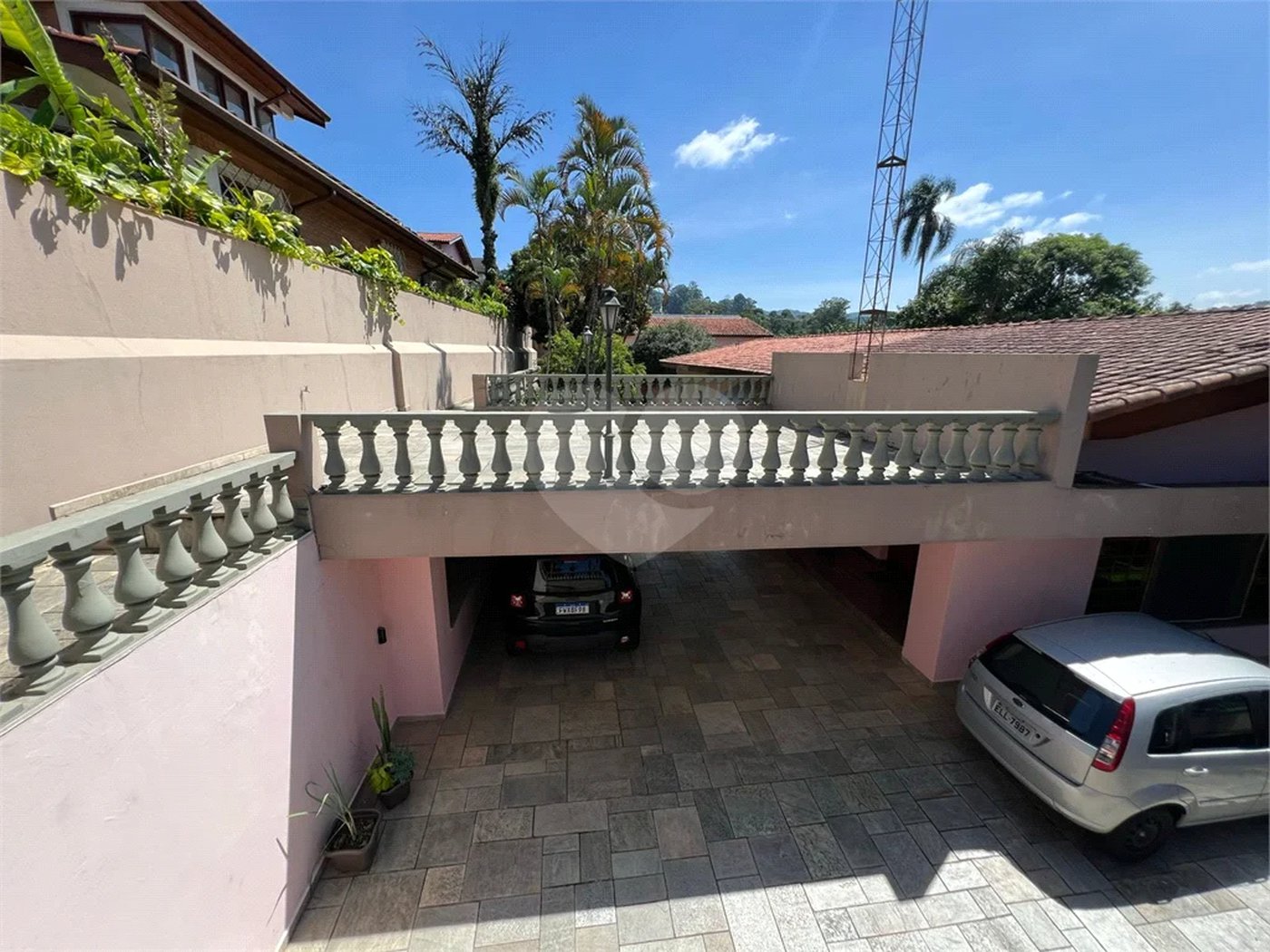 CASA TÉRREA ALTO PADRÃO NO TREMEMBE