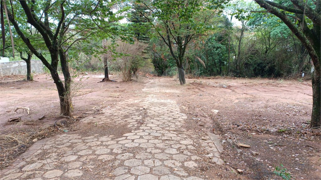 Terreno de 4600 m²