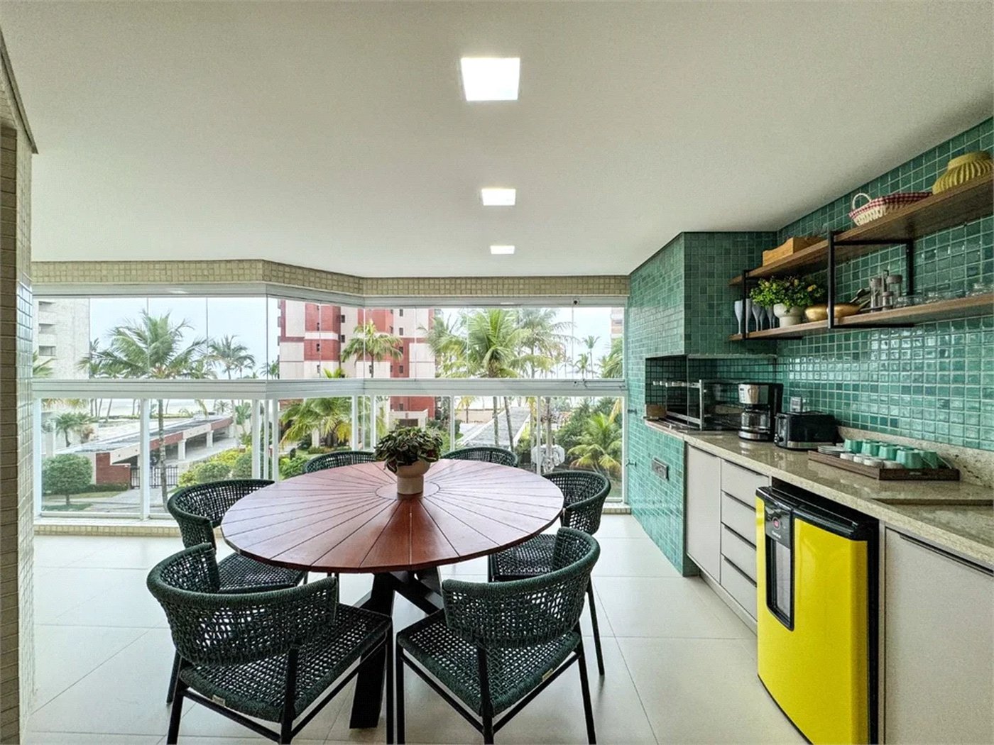 Apartamento à venda com 3 suítes em Riviera de São Lourenço, Bertioga, SP