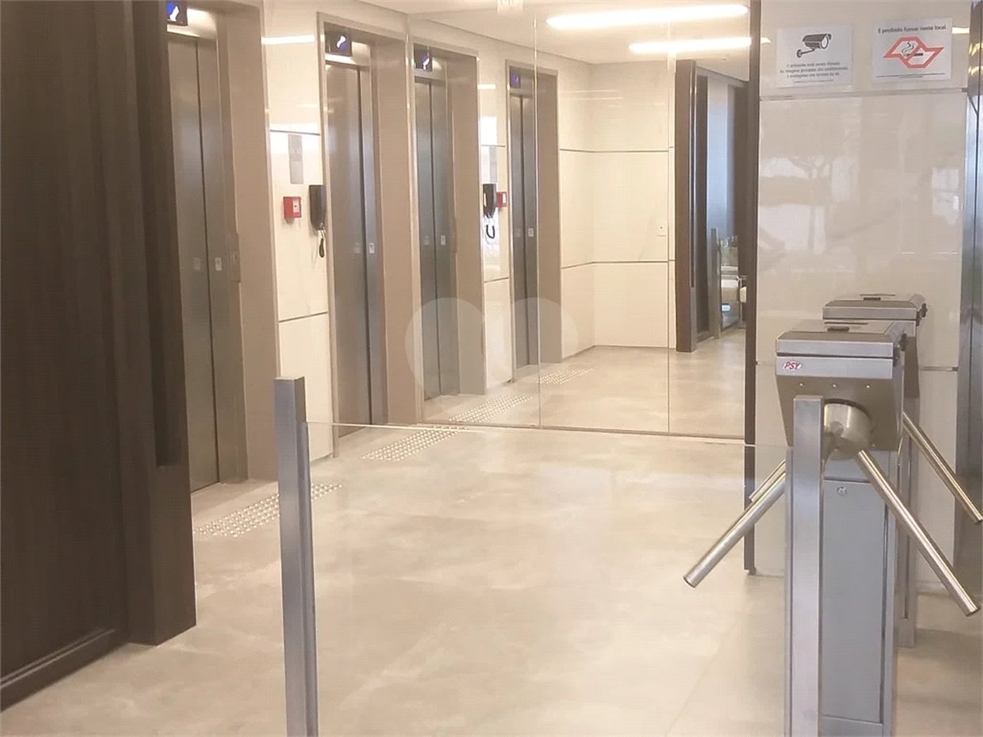 Sala comercial para locação no Paraíso