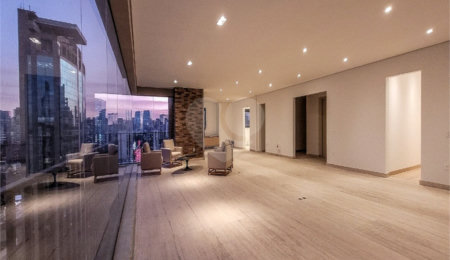 Apartamento à venda com 3 suítes em Vila Nova Conceição, São Paulo, SP