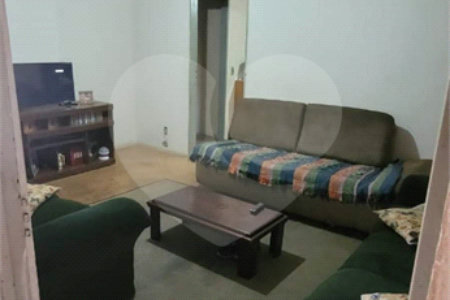 Casa térrea em Ibaté/SP.
