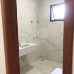 Indaiatuba - Condominio Jardins di Roma - Venda -Locação 0 R$ 10.000,00 mais encargos - condominio - R$ 650,00 - IPTU - R$ 230,00 - Terreno 300ms - construido 170 metros quadrados - Terrea - 3 quartos, uma suíte e uma demi suite , 4 banheiros , piscina - Preparado para água quente até a piscina!!