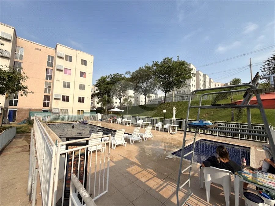 Apartamento 2 Quartos no Condomínio Parque Ville | Estrada da Cachamorra