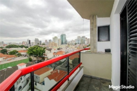 Apartamento com 150m², 3 dormitórios, sendo 1 suíte, 3 vagas de garagem, à venda no Tatuapé.